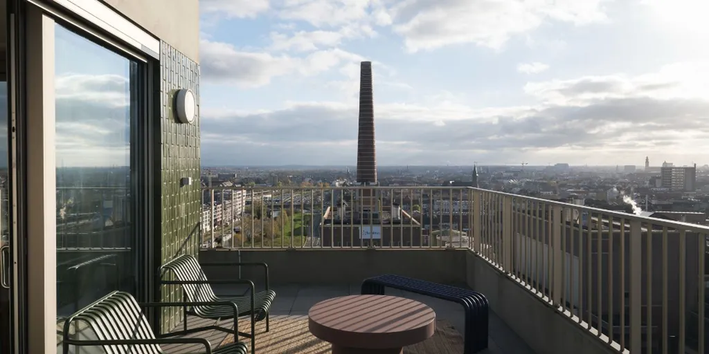 balcony