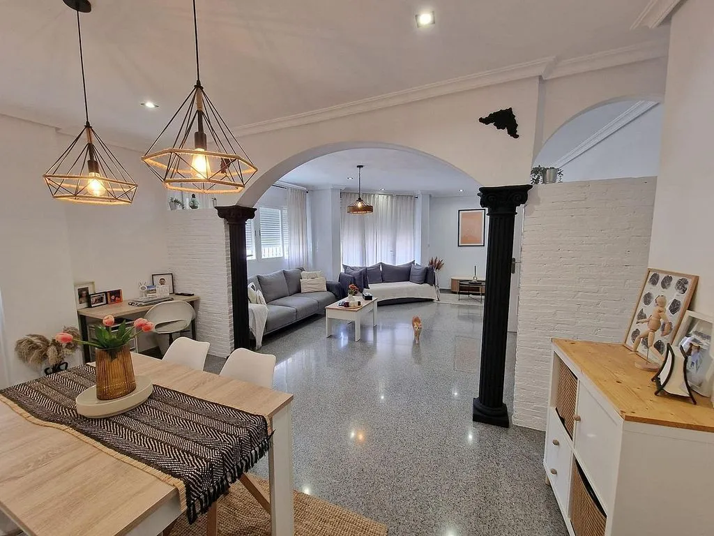 Söögituba - Ground Floor Flat with Garden in Carrús Este, Elche