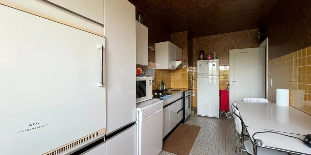 Köök - Corner Apartment with Park View in Ostend