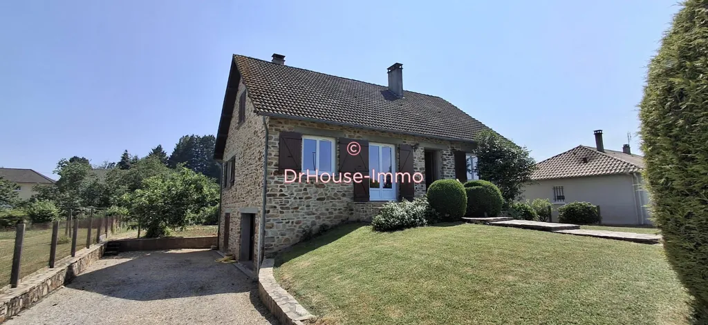 Extérieur - Maison en Pierre avec Jardin en Périgord Vert