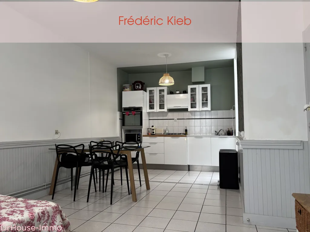 Chambres - Maison Rénovée avec Garage à Châtellerault