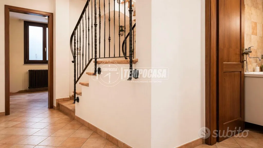 Maison 4 pièces à IT