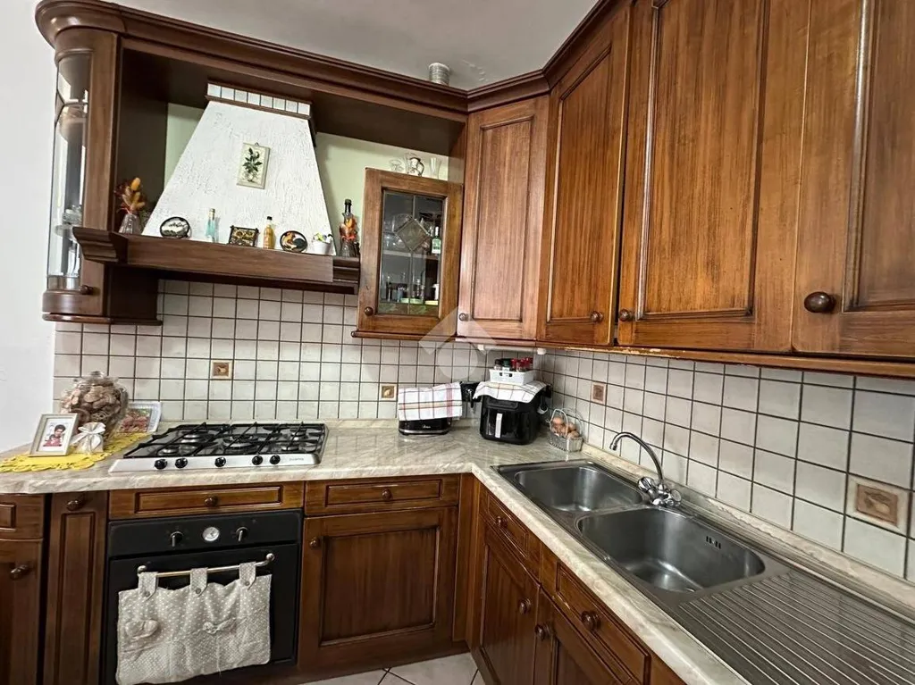 Cuisine - Renovated Apartment in Spoleto
