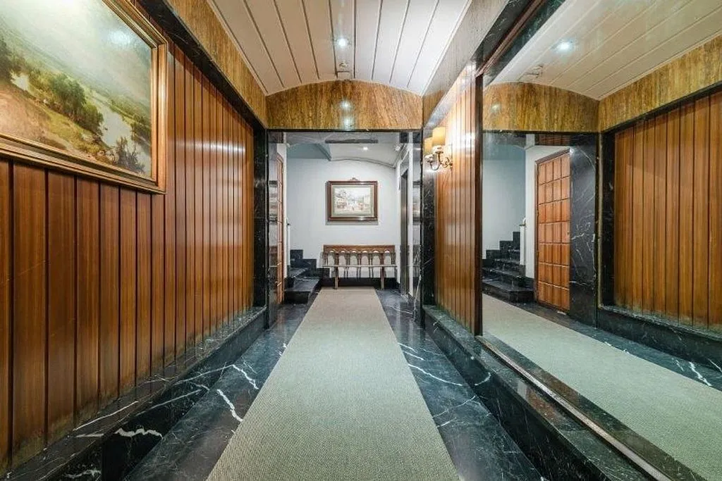 Entrée - 4-Bedroom Flat with Air Conditioning in Goya