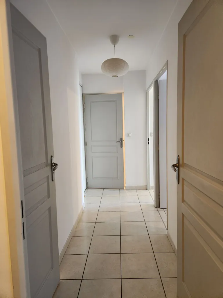 Entrée - Appartement avec Terrasse et Parking près de l'Université