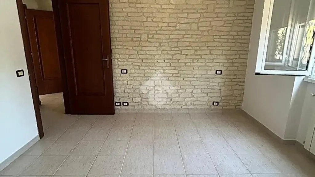 Rooms - Bifamily Home with Private Garden in Ardea
