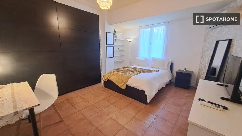 Magamistoad - Shared Apartment Room in Palacio, Madrid