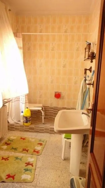 Salles de bain - Luxury House with Terrace in Cornellà de Llobregat