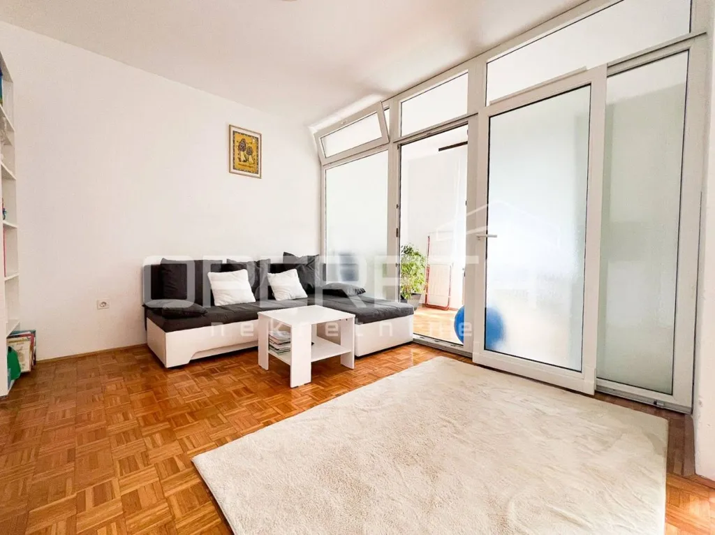Living Room - Apartment with Balcony in Staro Brestje, Zagreb