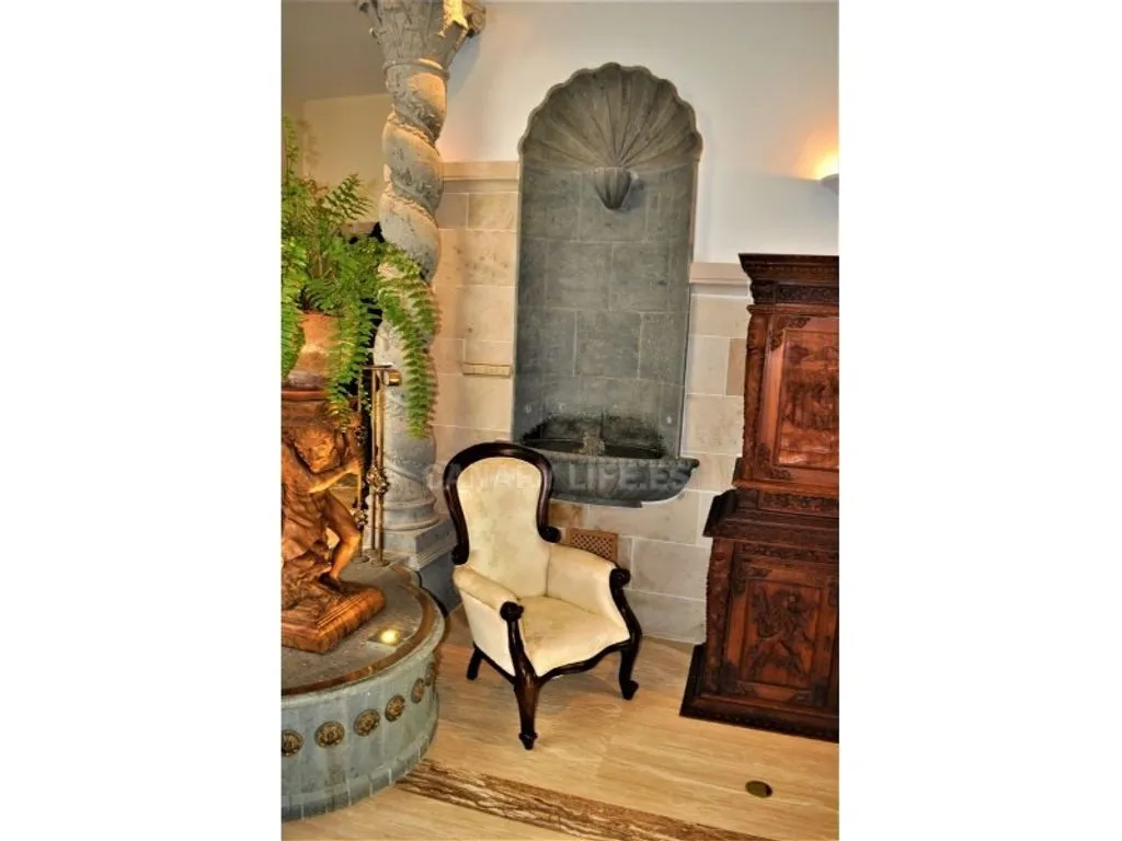Séjour - Luxury Villa with Romanesque Features in San Bartolomé