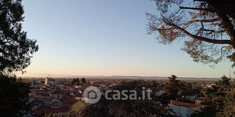 Panoramic Villa Apartment with Garden in Roppolo