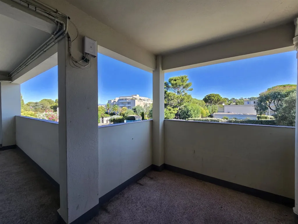 Balcon - Studio Rénové avec Vue Mer à Saint-Raphaël