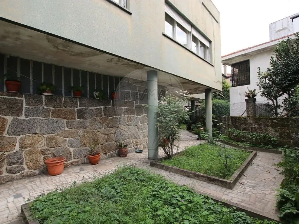 Jardin - Luxury House with 360º View in Guimarães