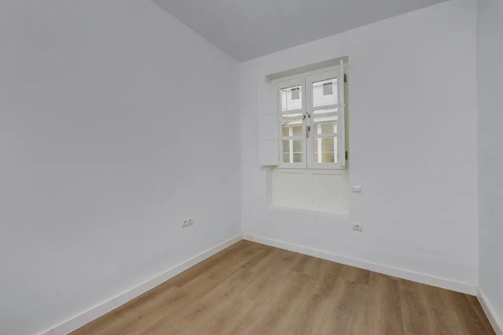 Pièces - Modern Flat with Historic Setting in Cádiz