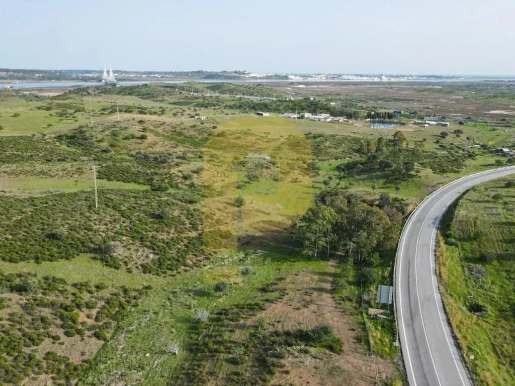 Õhuvaade - Rustic Land with Historical Setting in Castro Marim