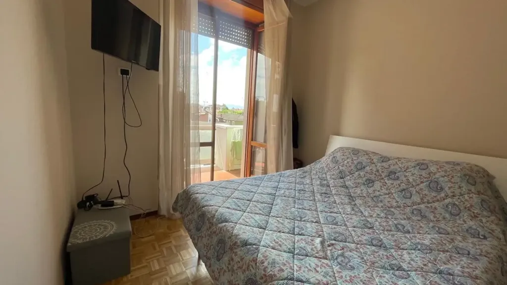 Chambres - Modernised Apartment with Balcony in Piacenza