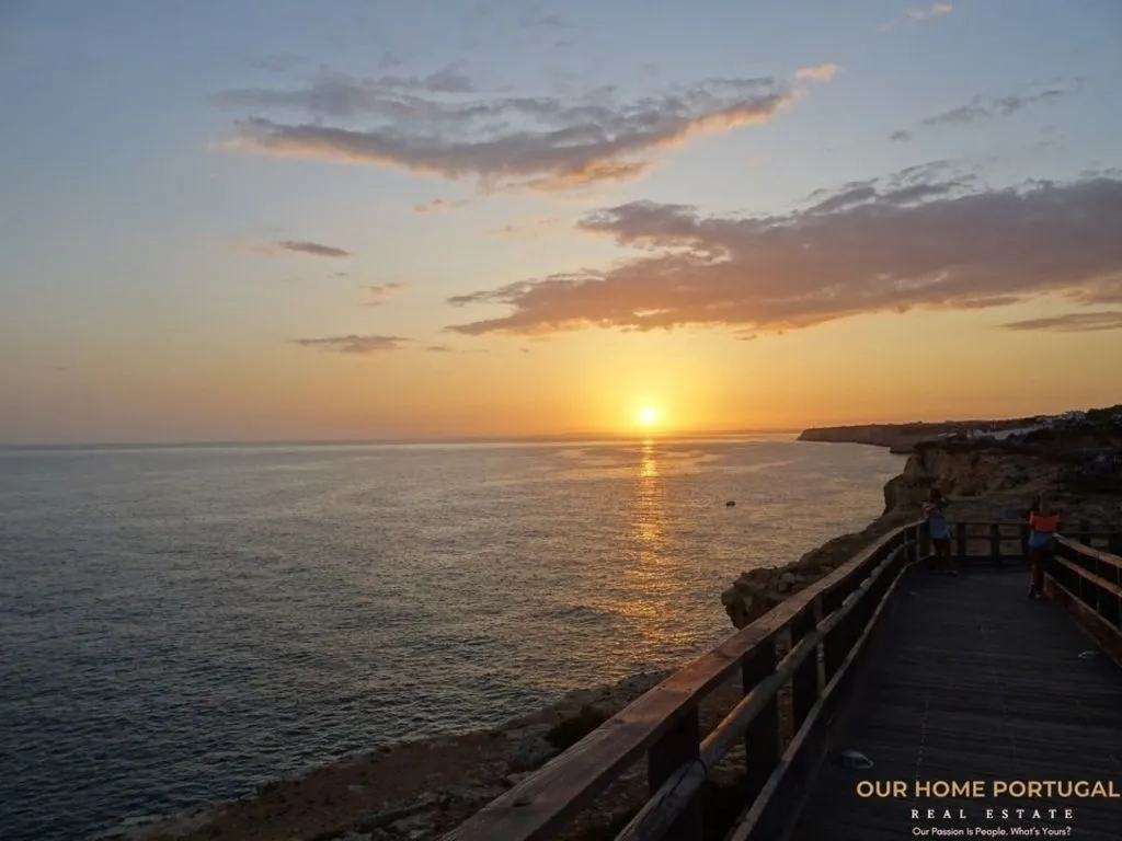 Luxury Flat with Private Pool in Praia do Carvoeiro