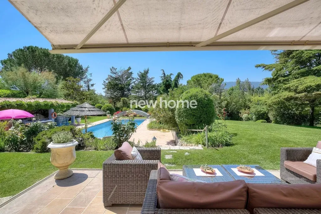 Terrass - Provencal Villa with Pool in Cannes Hinterland