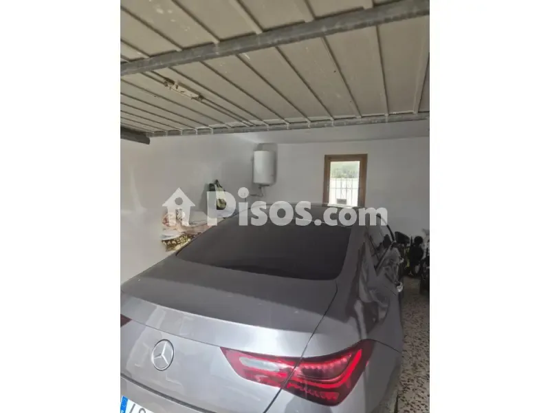 Garage - Chalet with Garden in El Chaparral, Torrevieja