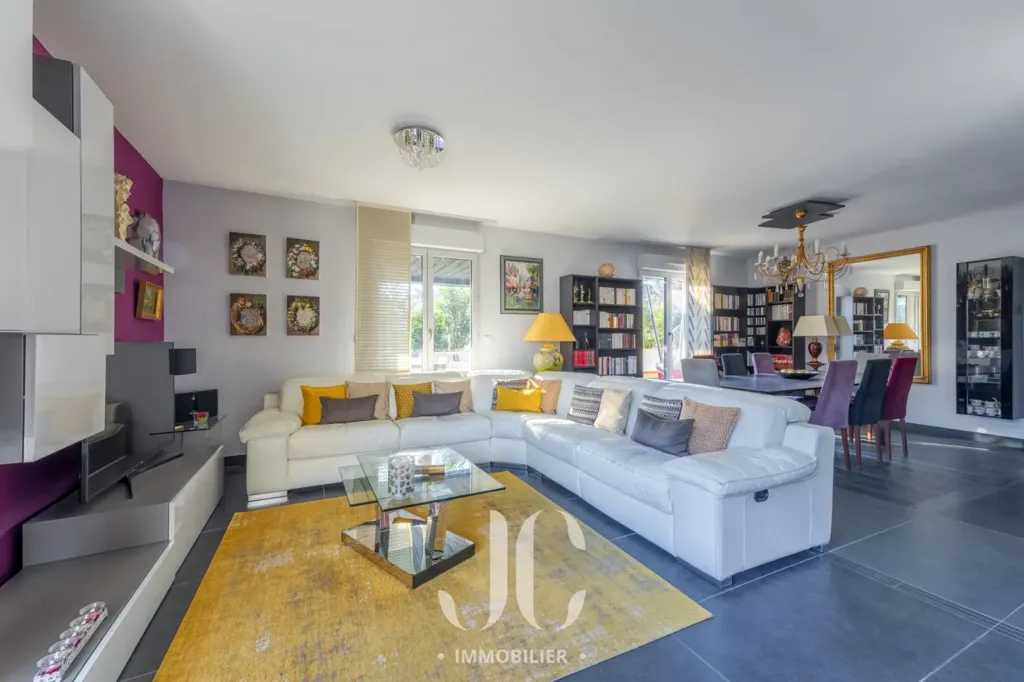 Elutuba - Luxury Flat with Terrace in Tassin-la-Demi-Lune