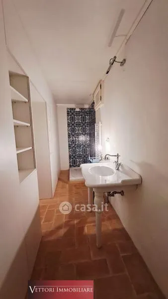 Vannitoad - Rustic-Style Apartment with Private Courtyard in Prato