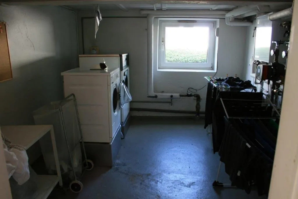 Utility Room - Youth Hostel with Kitchenette in Herning