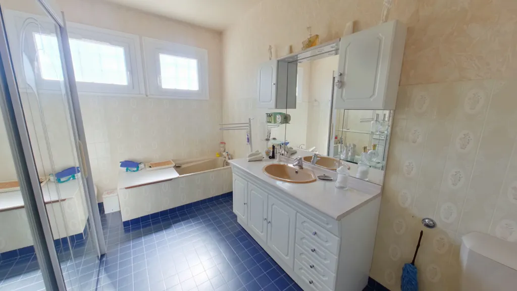 Vannitoad - Family House with River Access in Quiet Area