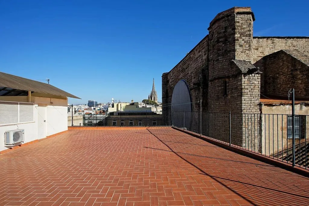 Terrass - Luxury Apartment with Courtyard in Gothic Quarter