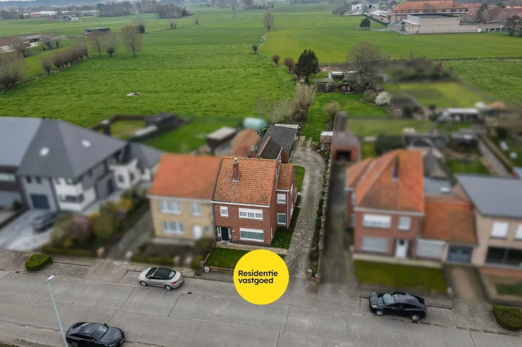 Vue aérienne - Maison Spacieuse avec Jardin Sud-Ouest à Zedelgem