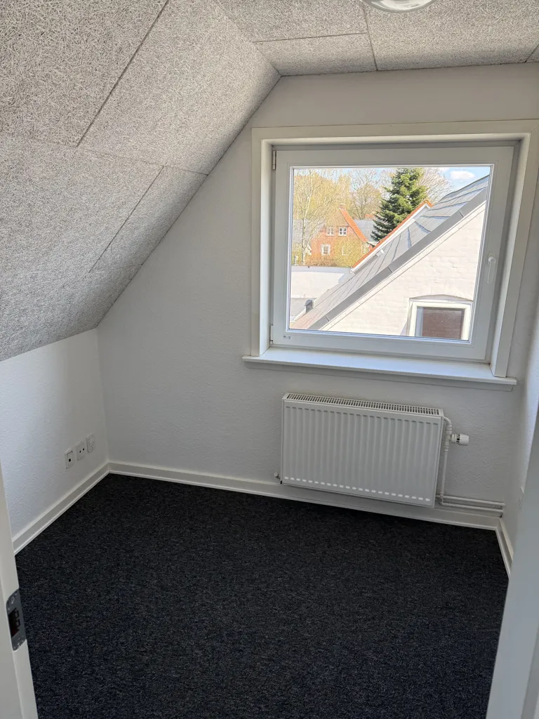 Pièces - Renovated House with Balcony in Shareable Area