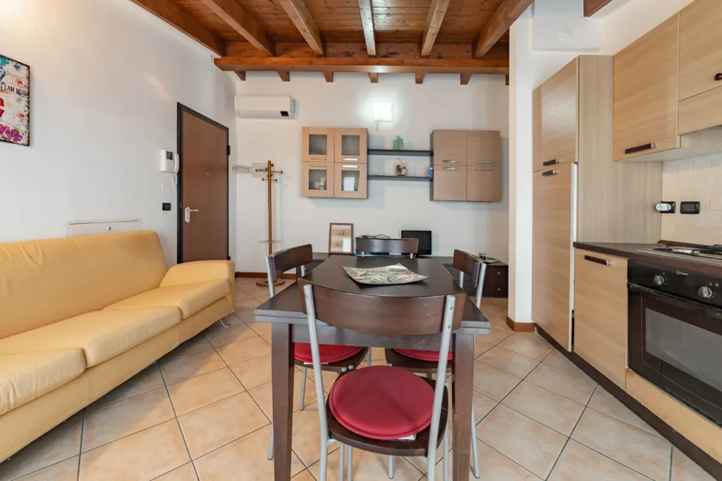 Salle à manger - Apartment with Terraces in Rozzano