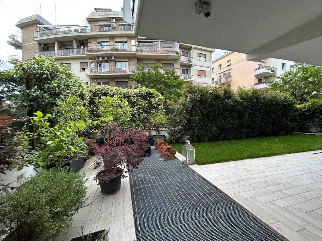 Terrasse - Luxury Flat with Private Garden in Monteverde, Rome