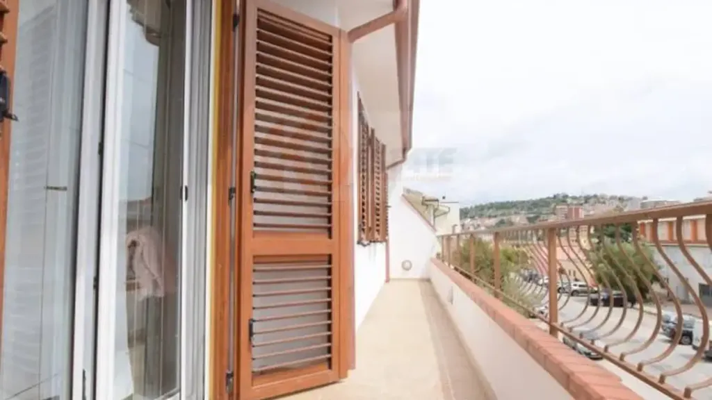 Rõdu - Terraced Villa with Solar Panels in Nuoro