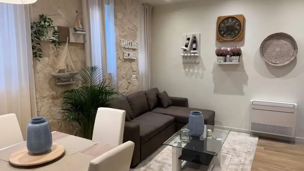 Séjour - Modernised Two-Bedroom Apartment in Milan