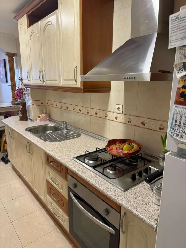 Kitchen - Charming Flat in Old Town, Salobreña