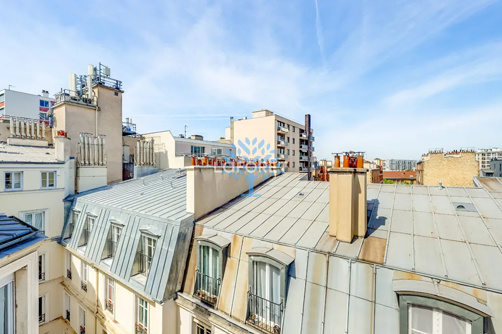 Terrass - 2-Bedroom Paris Flat with Balcony
