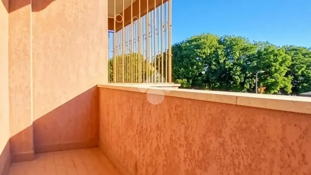 Balcon - Triplex with Balconies in Cassano D'Adda