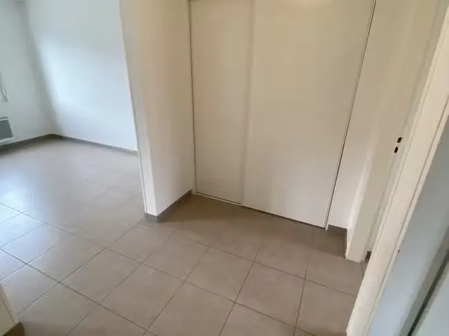 Stanze - Duplex Apartment near Schools in Saint-Lô