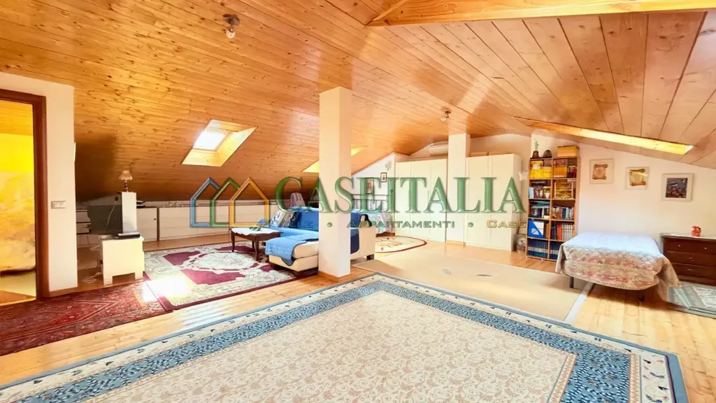 Toad - Apartment with Attic in Ivrea