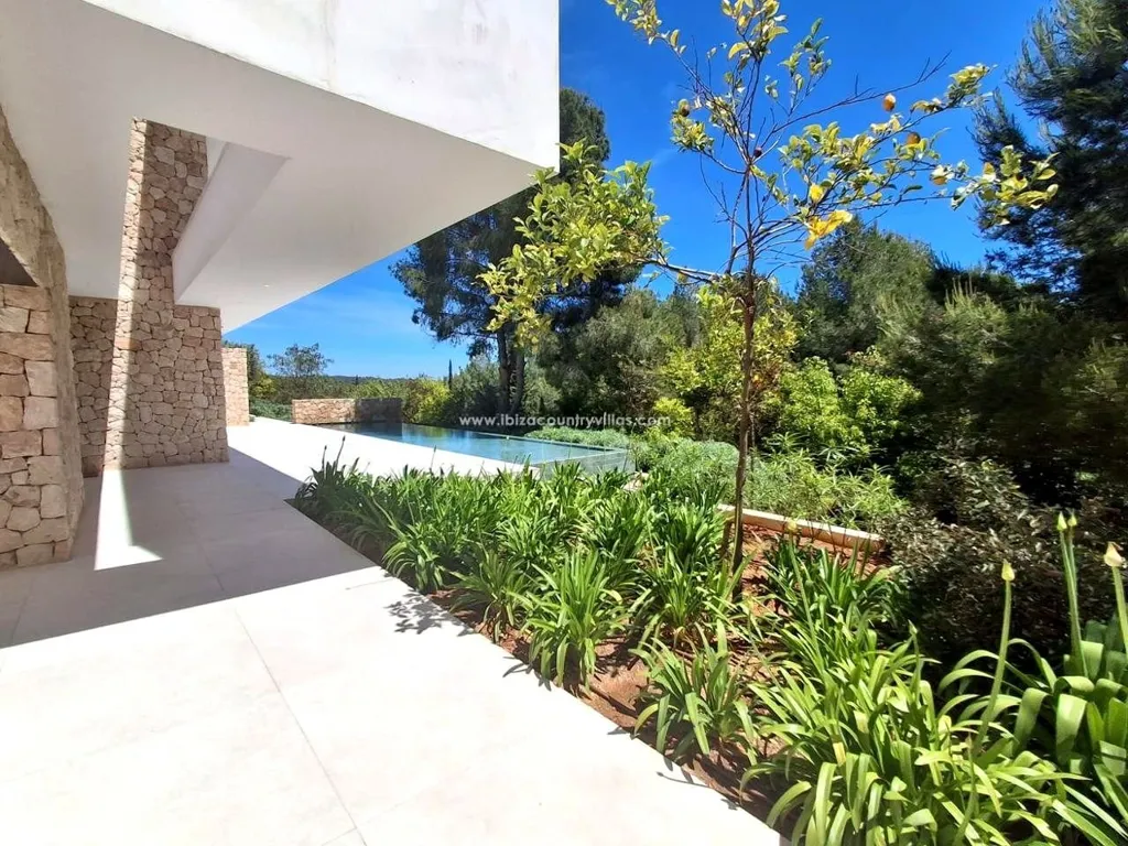Bassein - Contemporary Villa with Infinity Pool in Ibiza