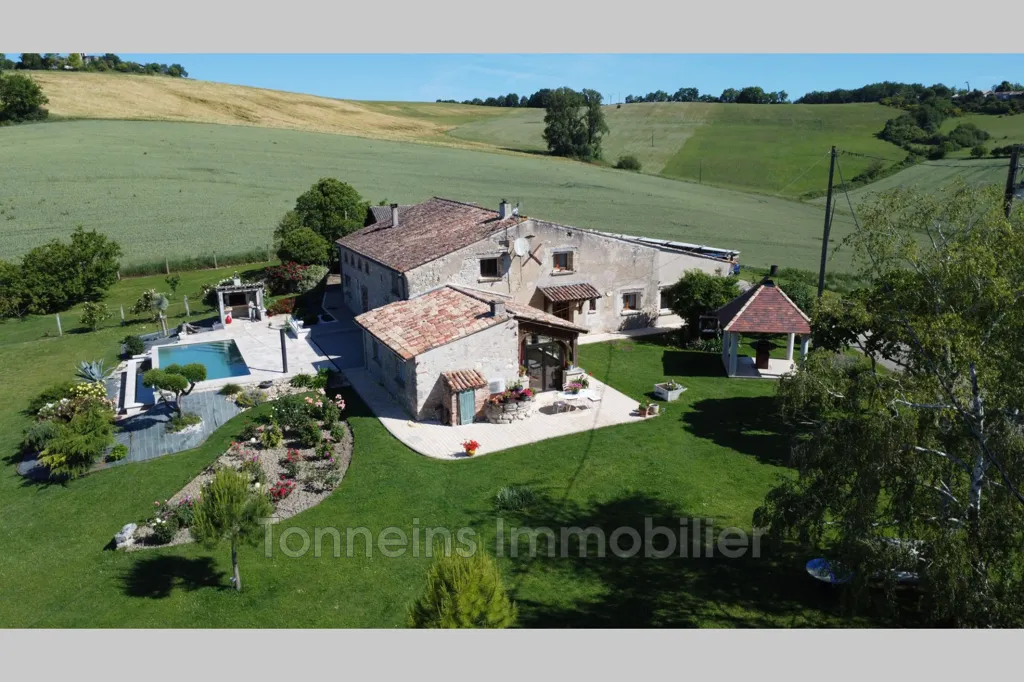 Vue aérienne - Maison en Pierre avec Piscine à Tonneins