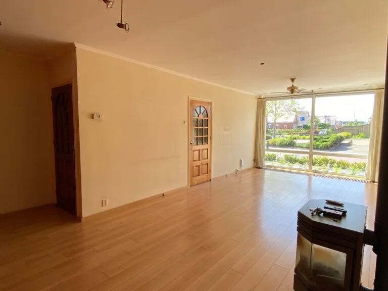 Soggiorno - Spacious House with Balcony in De Westereen