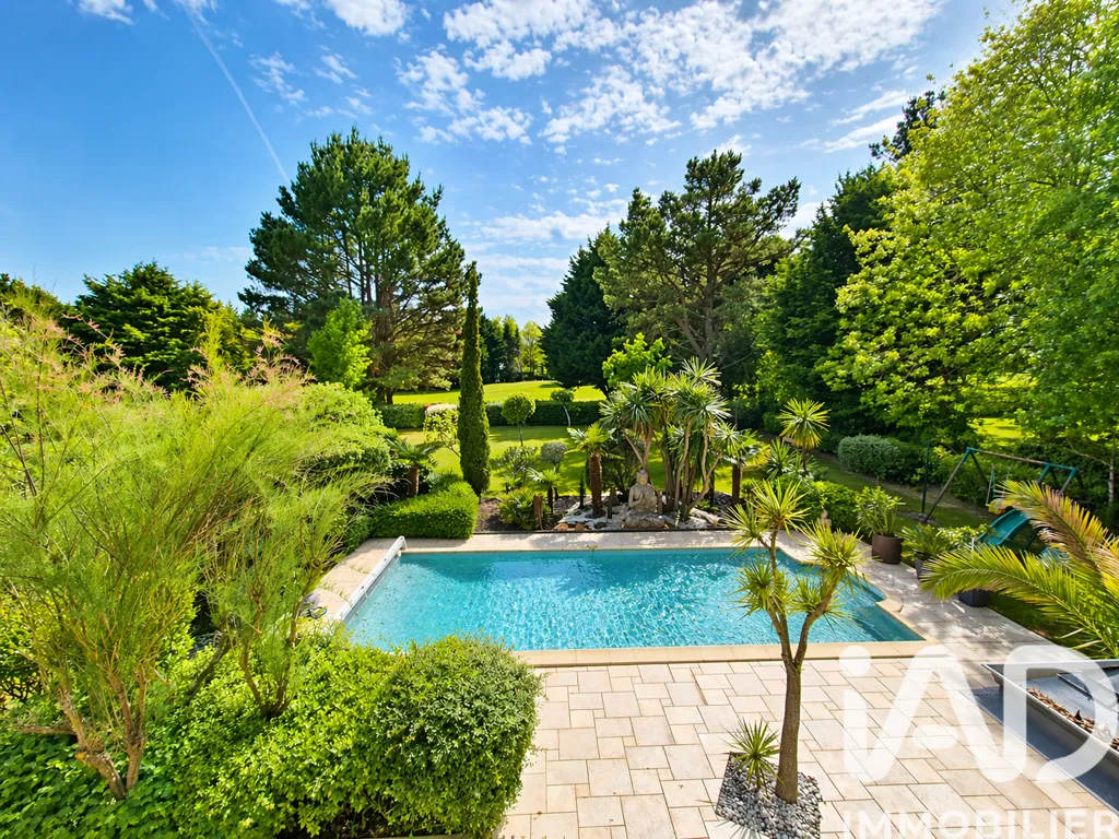 Bassein - Architect's House with Pool in Saint-André-des-Eaux