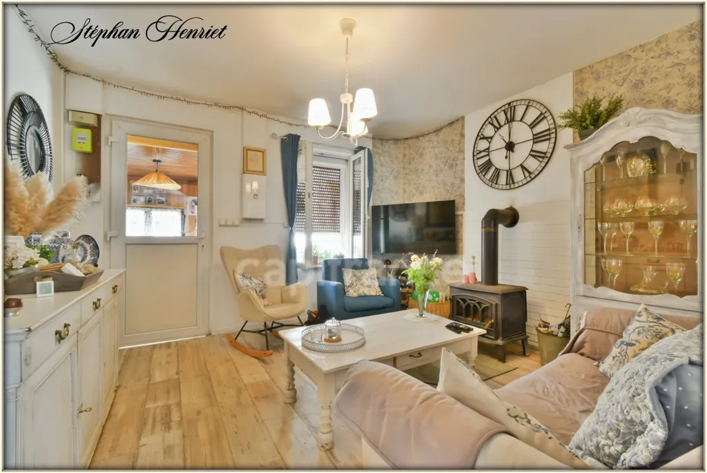 Soggiorno - Two-Unit House with Income Potential in Ardennes