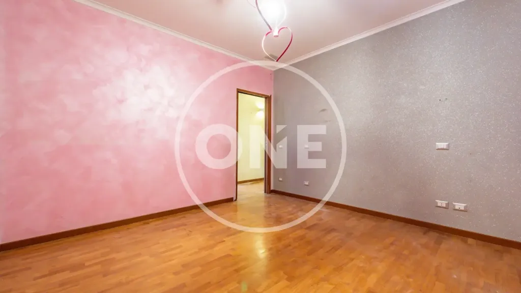 Pièces - Ground Floor Apartment with Garden in Rome