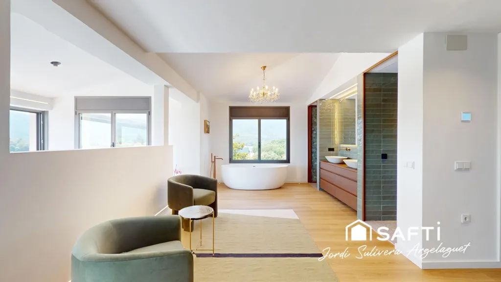 Entrée - Luxury Villa with Panoramic Views in Banyoles
