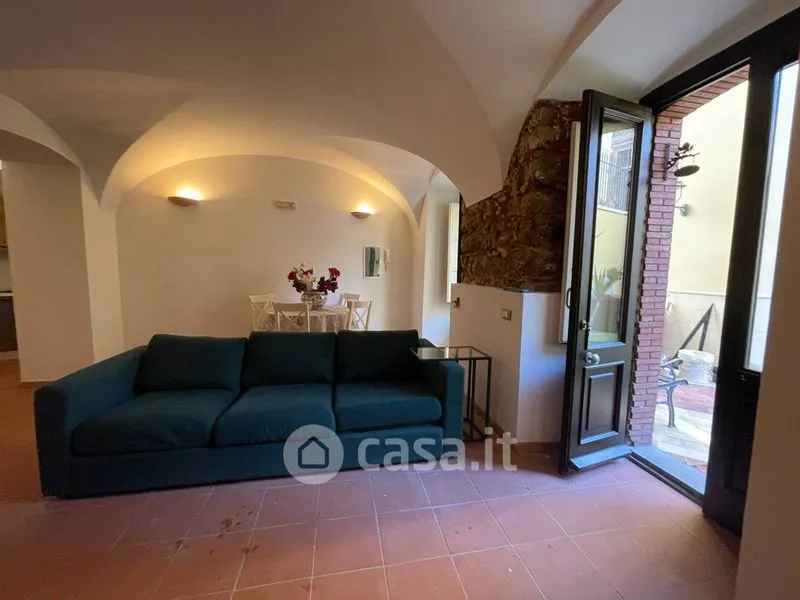 Elutuba - Fully Furnished Flat in Central Catania