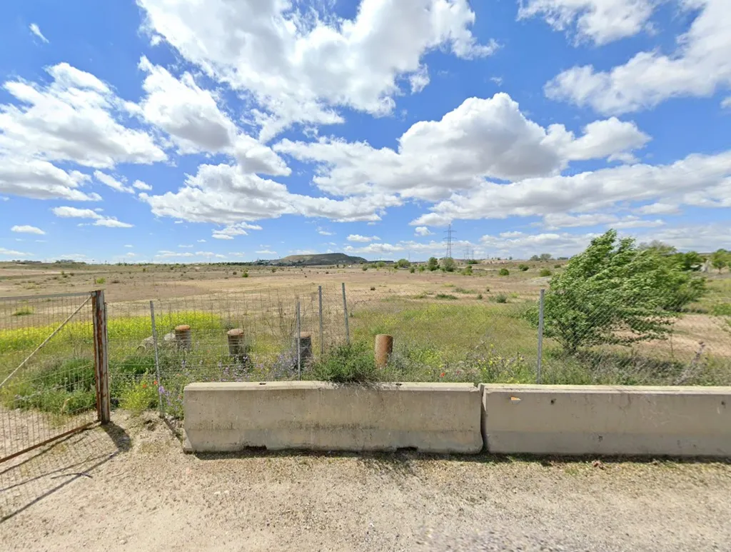 Jardin - Development Plot in Los Berrocales, Madrid