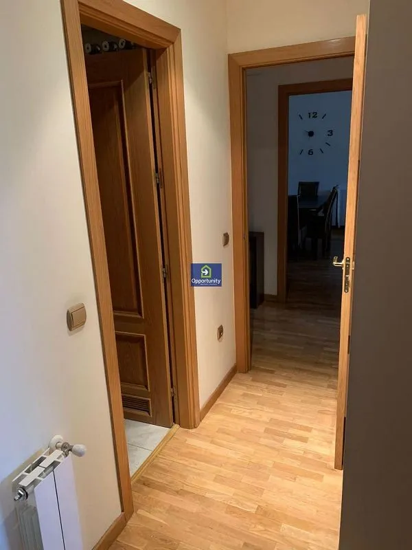 Esik - Furnished Flat with Garage in Pajaritos