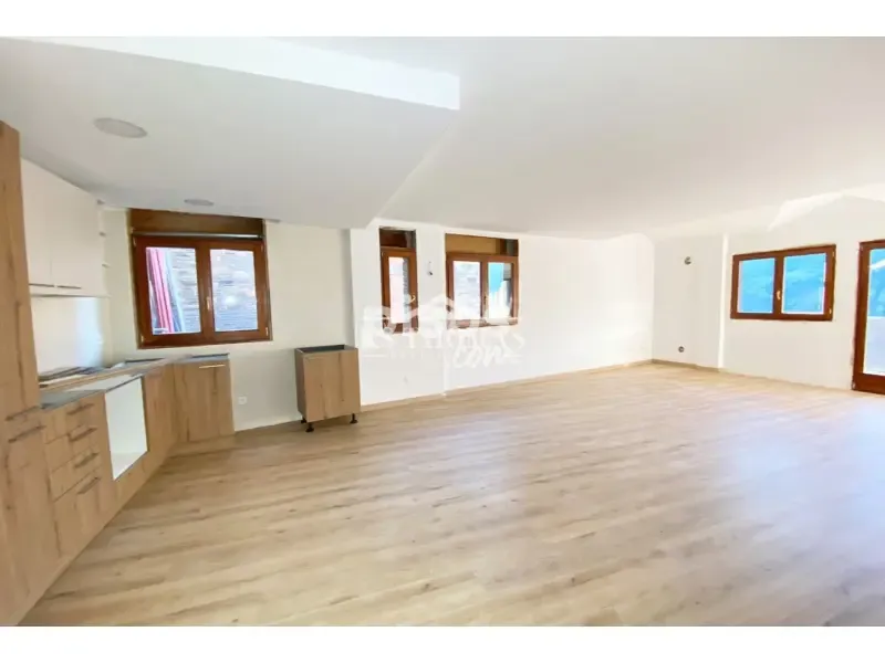 Elutuba - Modern Flat with Terrace in Canillo